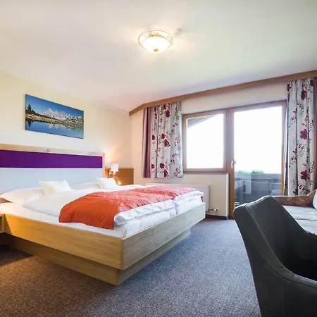 Fruehstueckspension Roetelstein 3*