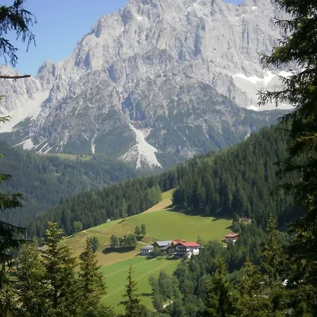 Fruehstueckspension Roetelstein 3* Ramsau am Dachstein