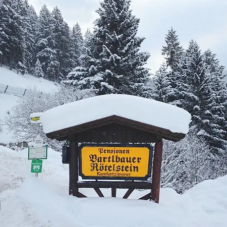 Fruehstueckspension Roetelstein Guest house