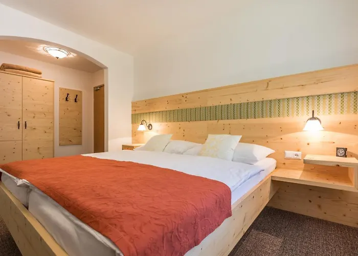 Fruehstueckspension Roetelstein 3*