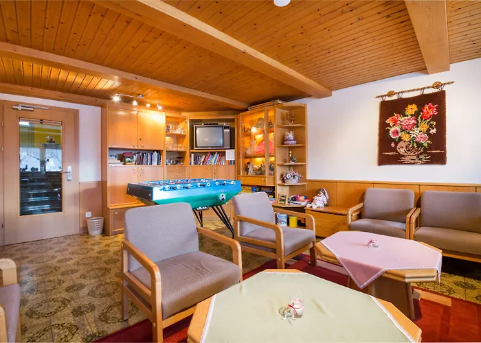 Πανσιόν Fruehstueckspension Roetelstein 3*